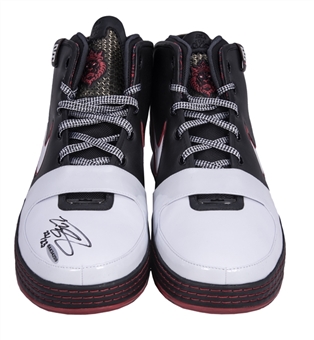 2008 LeBron James Signed Nike Zoom LeBron VI Sneakers (#22/23) (UDA)